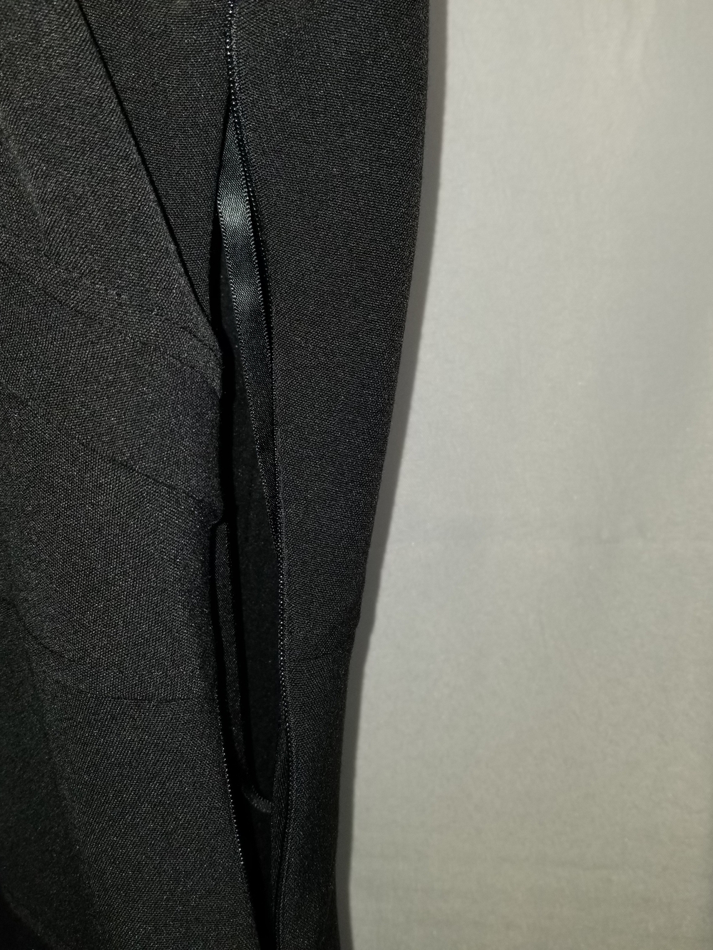 Black Sleeveless Layered Sheath Mini Dress, By Marvin Richards - Picture 4 of 10